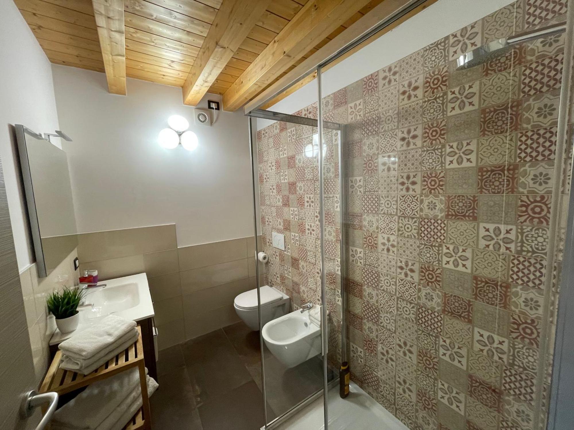 Dimora Rosso San Zeno - Wifi Veloce E Adatto Per Famiglie Vérone Extérieur photo
