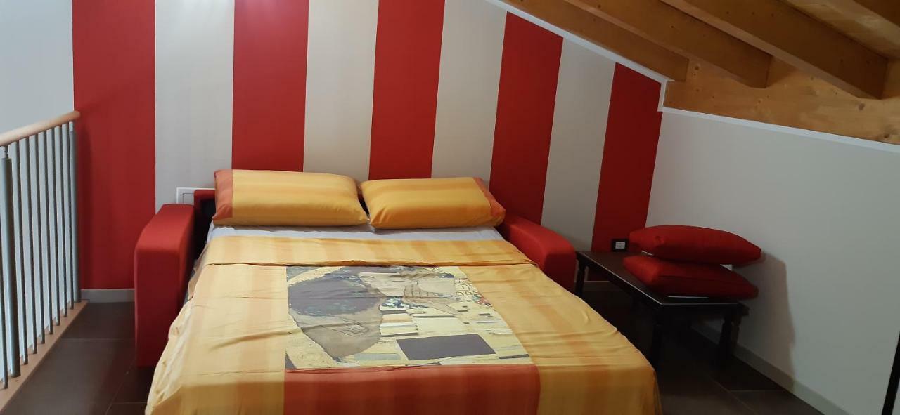 Dimora Rosso San Zeno - Wifi Veloce E Adatto Per Famiglie Vérone Extérieur photo