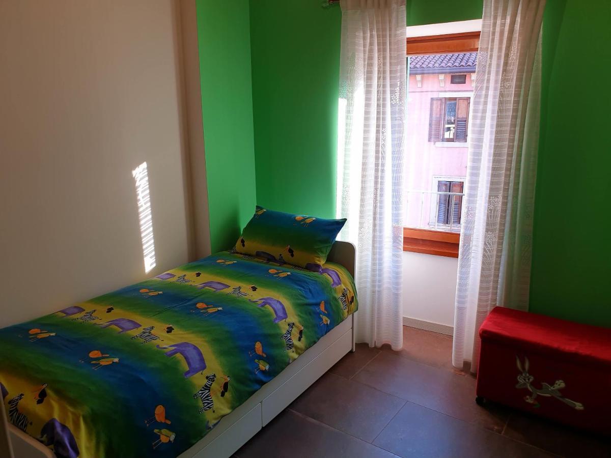 Dimora Rosso San Zeno - Wifi Veloce E Adatto Per Famiglie Vérone Extérieur photo