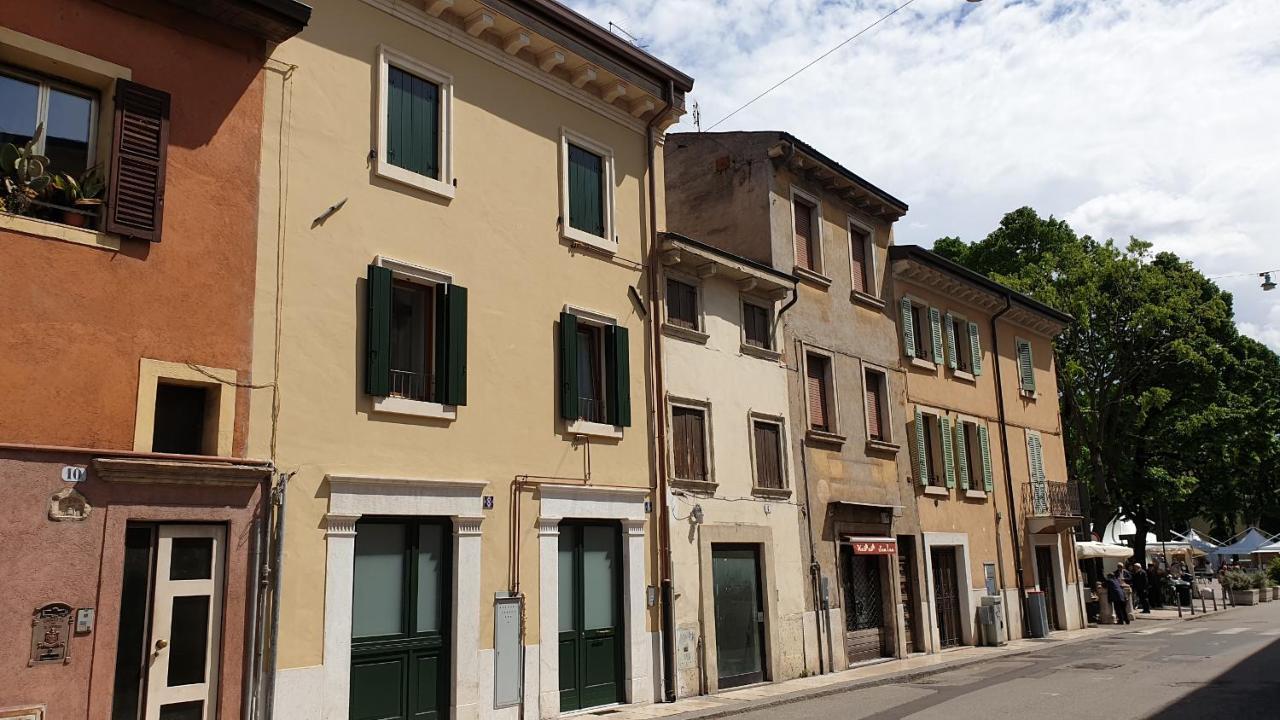 Dimora Rosso San Zeno - Wifi Veloce E Adatto Per Famiglie Vérone Extérieur photo