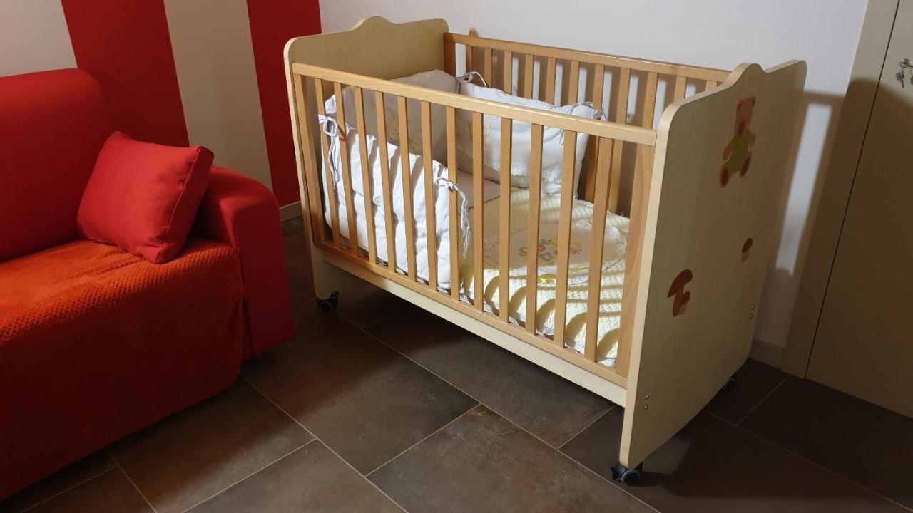 Dimora Rosso San Zeno - Wifi Veloce E Adatto Per Famiglie Vérone Extérieur photo